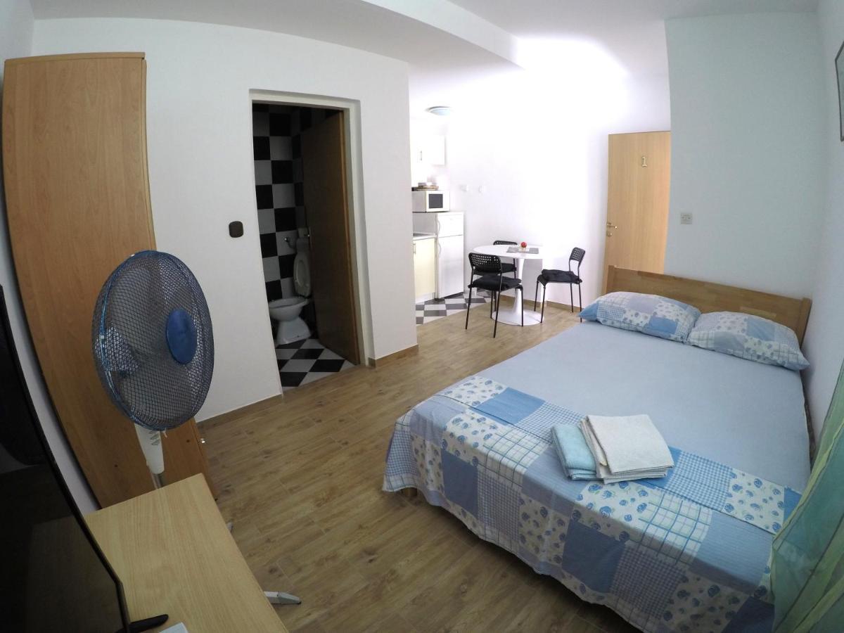 Peach Apartment'S Repic Бибинье Экстерьер фото